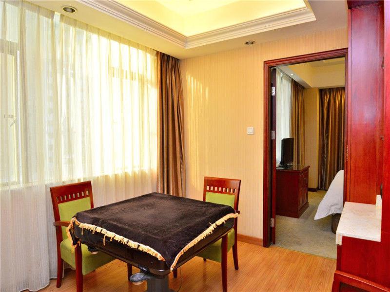 Vienna Hotel Dongguan Hou Street Wanda Plaza Kültér fotó